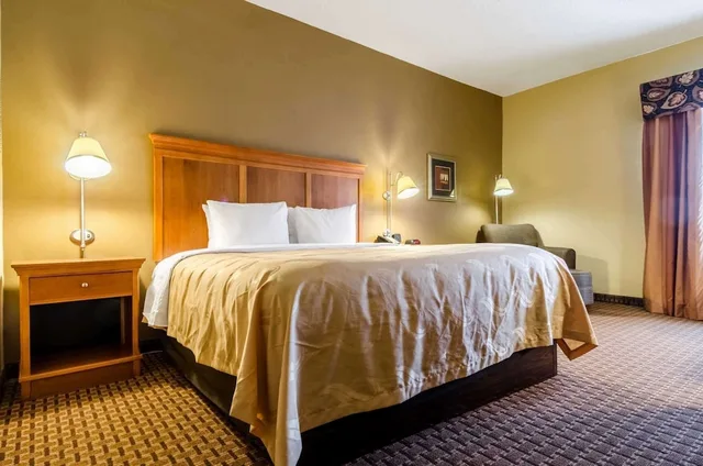 غرفة قياسية بسرير كينج، Quality Inn Lumberton 8/10