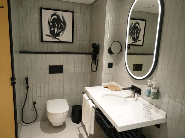 جناح جونيور بسرير كينج وسرير كوين، نوفوتيل العنود(Novotel Riyadh Al Anoud) 9/10
