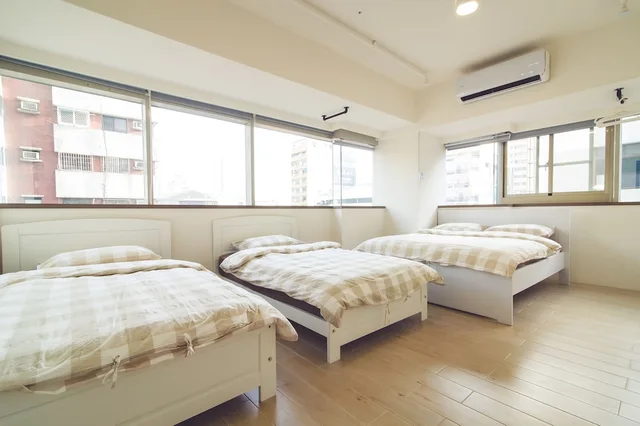 Family, Queen and Twin Beds, Shared Bathroom, Ahiruyah Guest House in Kaohsiung 1/2