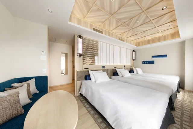 غرفة قياسية ثلاثية، Centrair Hotel 1/1