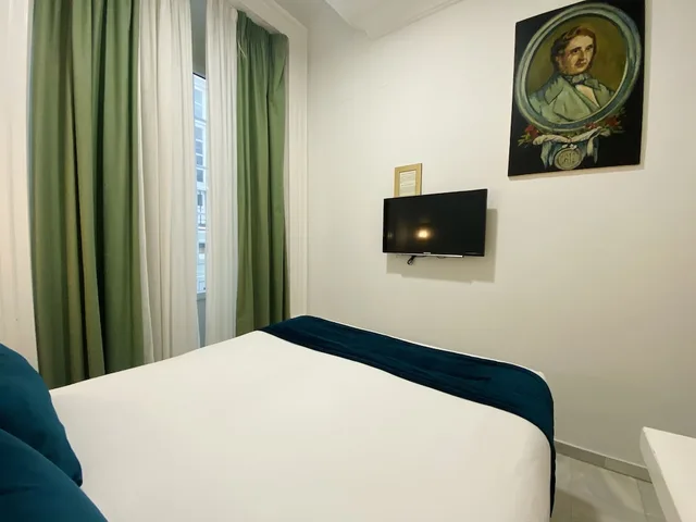 غرفة عائلية بسريرين مزدوجين بشرفة، LAS CORTES DE CADIZ 8/10