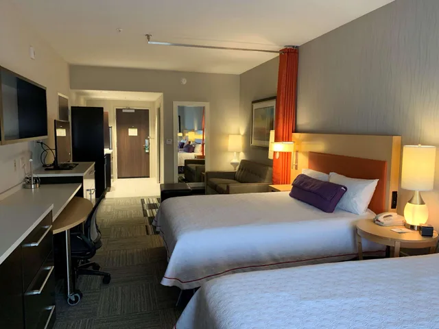 جناح استوديو بريميوم بسريرين كوين، Home2 Suites by Hilton Fort Smith 1/1