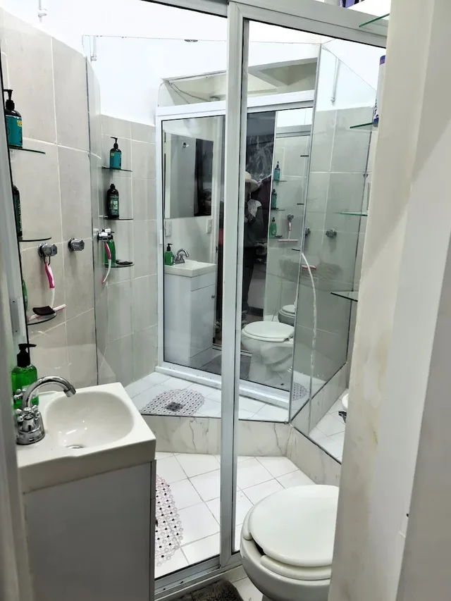 Verde, Queen Bed, No Window, Shared Bathroom، Casa ITZAE B&B 6/10
