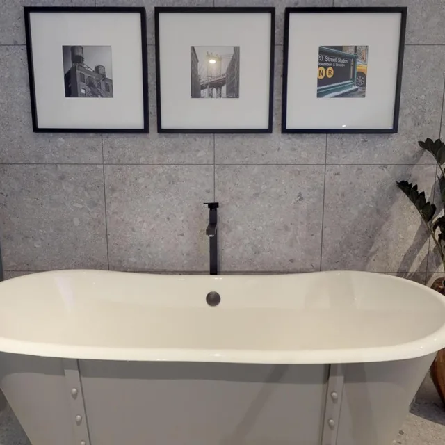 جناح بسرير كينج مع أريكة بحوض استحمام، voco Manchester - City Centre, an IHG Hotel 9/10