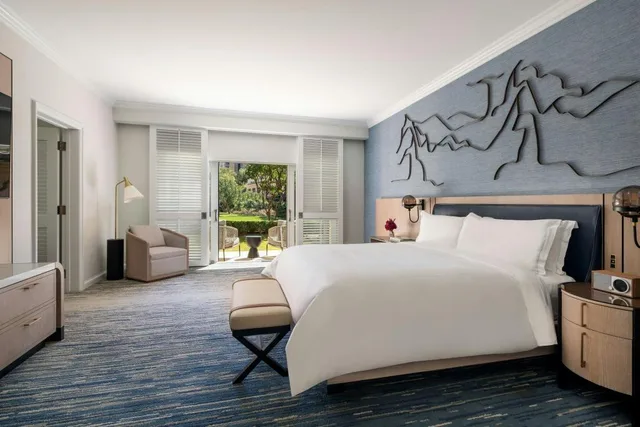 Club, Premier, Suite, Villa, King Bed, Golf Course View, Balcony, Club Lounge Access، The Ritz-Carlton Dallas, Las Colinas 2/4