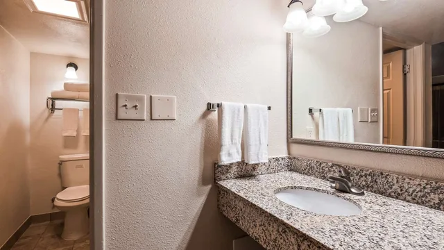 غرفة بسريرين مزدوجين، Best Western Town House Lodge 3/5