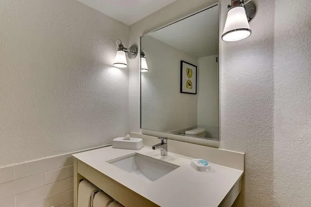 جناح بسريرين كوين، Wyndham Garden San Antonio Airport Northeast 6/8