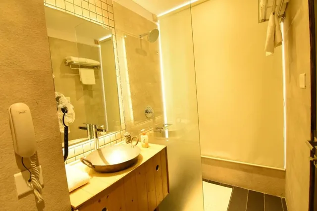 Premium, King Bed, Private Gardens Building، Shaantam Resorts 7/9