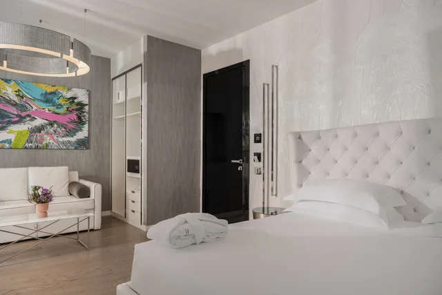 جناح جونيور، The Promenade Luxury Wellness Hotel 3/9