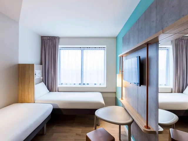 غرفة بسريرين منفصلين، Ibis Budget Amsterdam City South 3/6