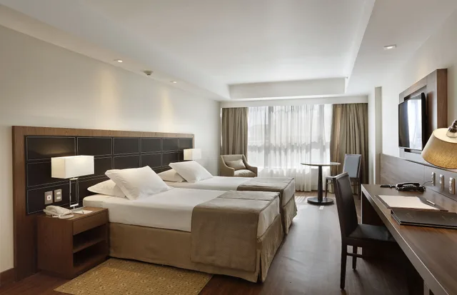 غرفة سوبيريور بسريرين منفصلين، Windsor Oceanico 1/5