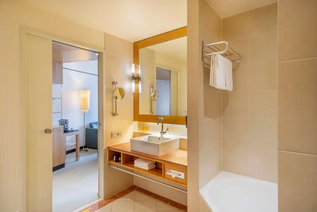 Grand, the Level, Suite، Melia Berlin 5/10
