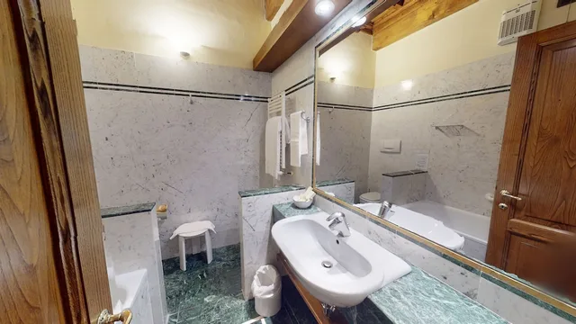 غرفة كومفورت بسريرين منفصلين بإطلالة على المدينة، Palazzo Squarcialupi 5/8