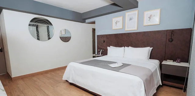 فيلا عائلية بسريرين كينج وسرير فردي مع أريكة، HS Hotsson Smart Acapulco 1/10