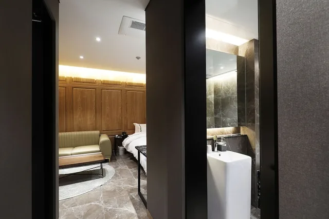 غرفة فاخرة بسرير كوين، Mari Hotel 7/7