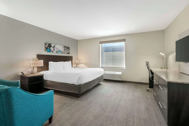 غرفة قياسية بسرير كينج، Caretta Landing Sarasota, an Ascend Collection Hotel 2/4