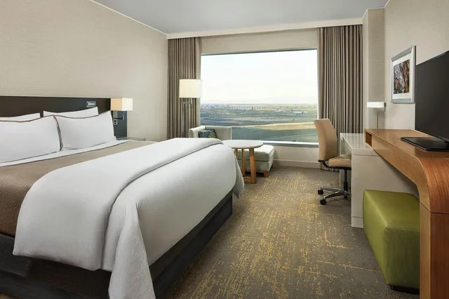 جناح بسرير كينج بغرفتي نوم، The Westin Denver International Airport 1/10