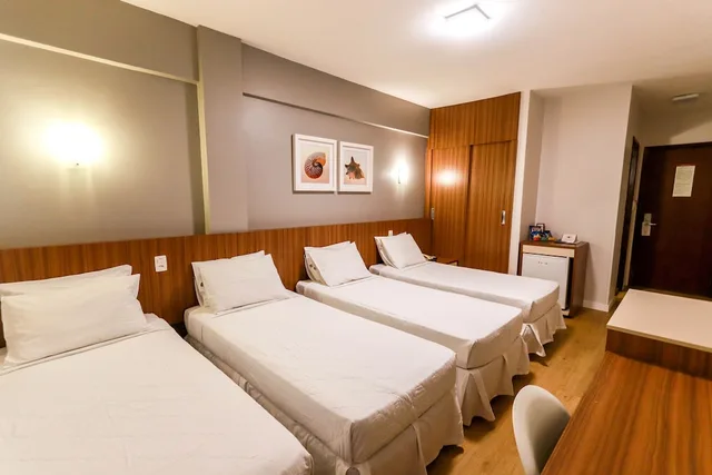 غرفة رباعية بأربعة أسرّة، Pires Hotel 2/3