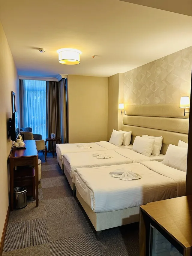 غرفة ديلوكس ثلاثية بثلاثة أسرّة، Istanbul Midpoint Hotel 5/10