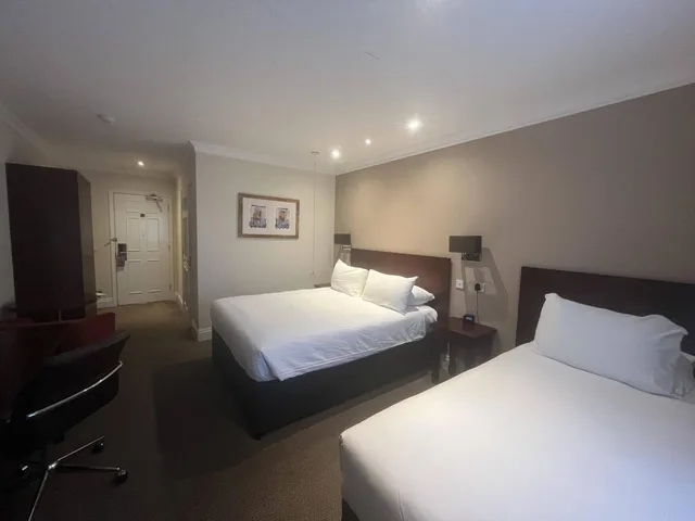 غرفة بسرير مزدوج لذوي الإعاقة، Avisford Park Hotel 5/8