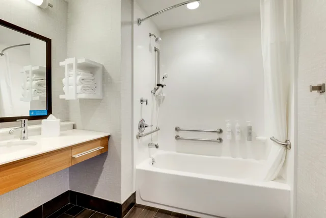 غرفة بسرير كينج لذوي الإعاقة، Hampton Inn & Suites Rome 6/6