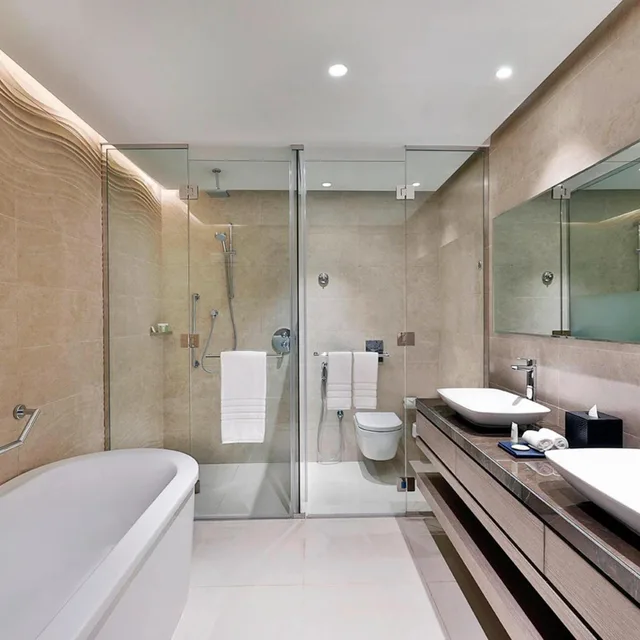 Junior Suite, King Bed, Courtyard By Marriott Al Barsha Dubai 7/8