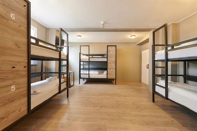 سكن مشترك مختلط بثمانية أسرّة، a&o Hamburg Reeperbahn 1/1