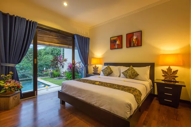 فيلا بسرير كينج وسريرين منفصلين بغرفتي نوم بمسبح خاص، The Reika Villa 1/2