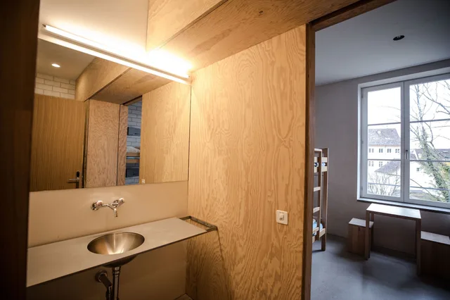 Standard, Sextuple, 6 Beds, Shared Bathroom، Youth Hostel Basel 4/4
