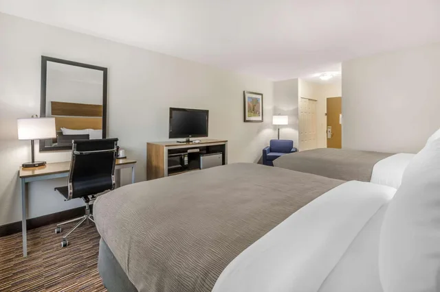 غرفة بسريرين كوين، Quality Inn Asheboro South NC 7/10