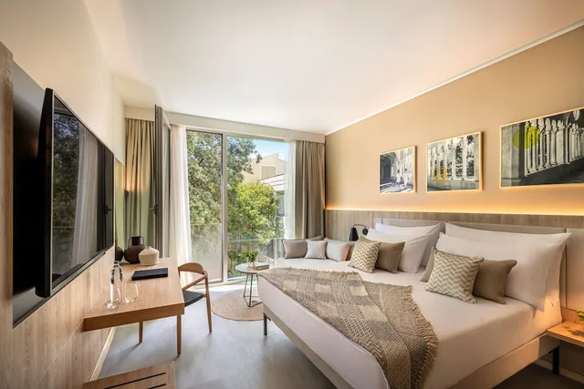غرفة بسرير كوين مع أريكة، Valamar Tirena Hotel 1/7