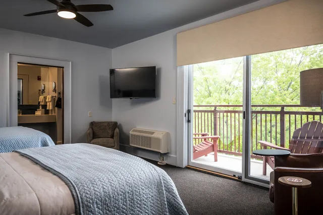 غرفة كومفورت بسريرين مزدوجين، Hotel Broad Ripple 1/6