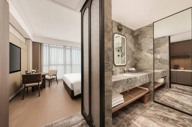 غرفة بزنس بسرير كينج، Wyndham Fuzhou Gulou 2/3