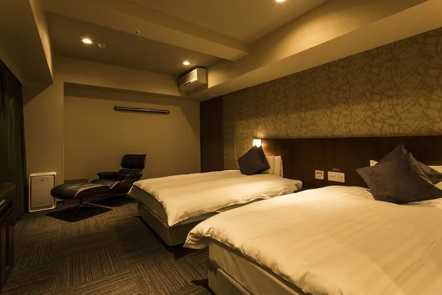 غرفة ركنية بسريرين منفصلين، Dormy Inn Kumamoto 2/5