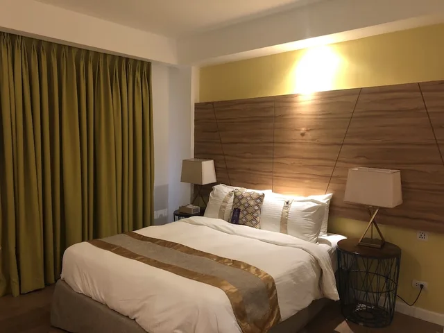 غرفة سوبيريور بسرير كوين، Ferra Hotel And Garden Suites 3/7