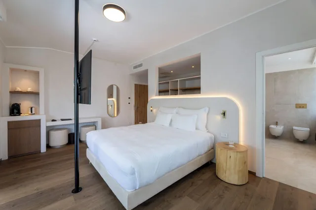 Premium, Suite, Lake View, Hot Tub, Suisse 7/10