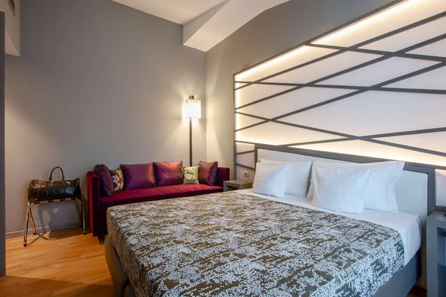 غرفة كلاسيكية ثلاثية، Fortyfive Squared Hotel 1/2
