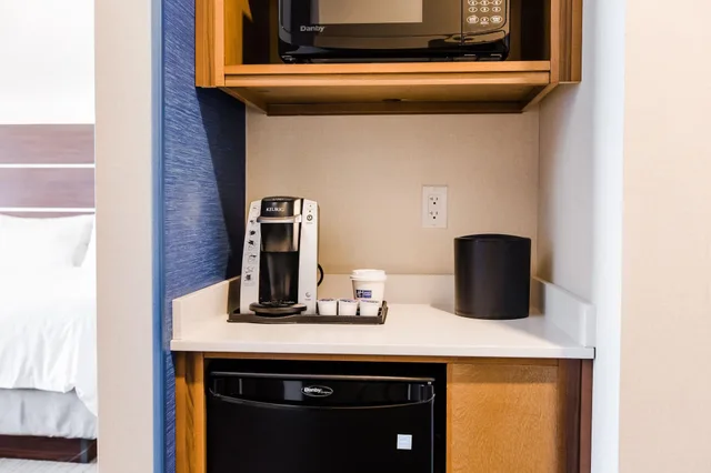 Suite, Multiple Beds, Accessible, HOLIDAY INN EXPRESS & SUITES WEST EDMONTON-MALL AREA 4/4
