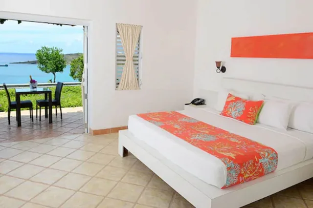 جناح بسرير كينج بإطلالة على البحر بغرفة نوم واحدة بمطبخ، La Vue Boutique Inn 2/10