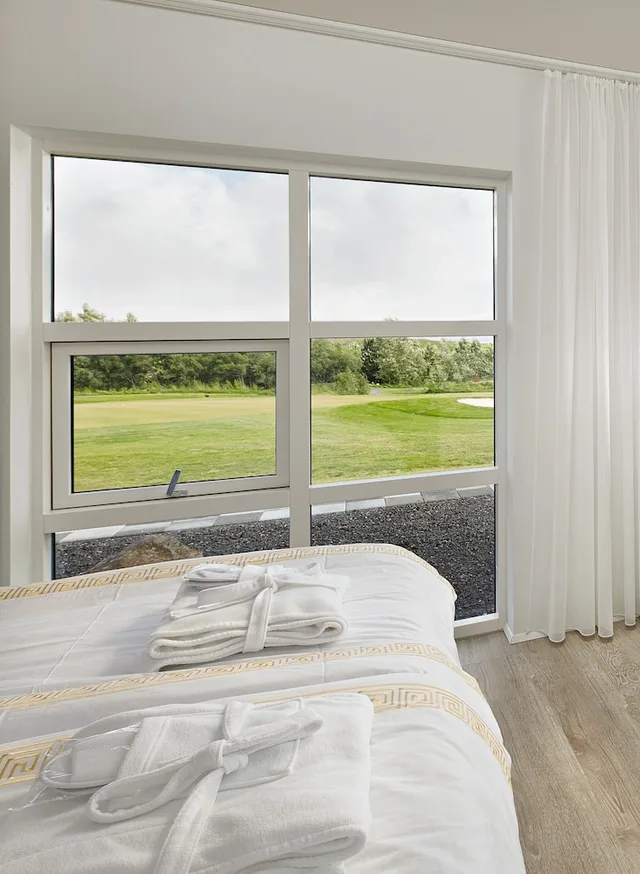 جناح جونيور بسرير كوين مع أريكة، ICELANDAIR HOTEL HAMAR 2/3