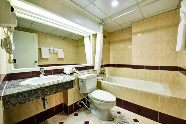 Deluxe, Double or Twin Bed, Coco Beach Hotel Jomtien Pattaya 8/8