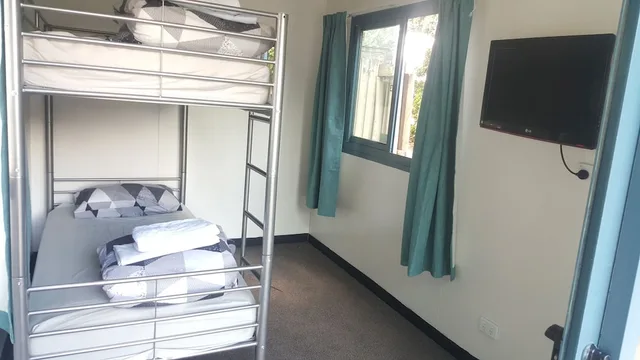Shared Bathroom, North South Holiday Park 1/1