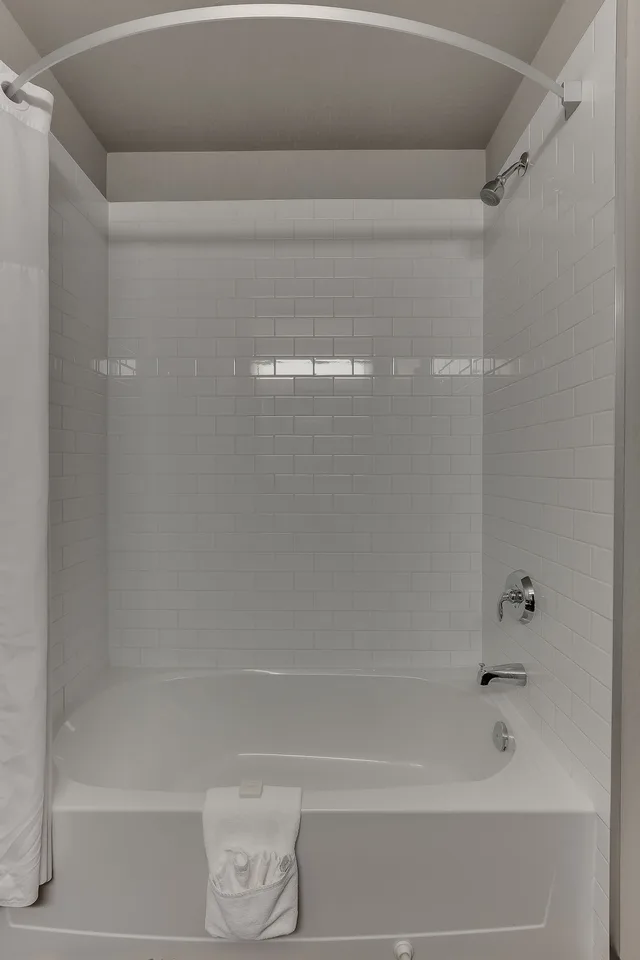 Business, King Bed, Home Inn Suites Saskatoon South 6/6
