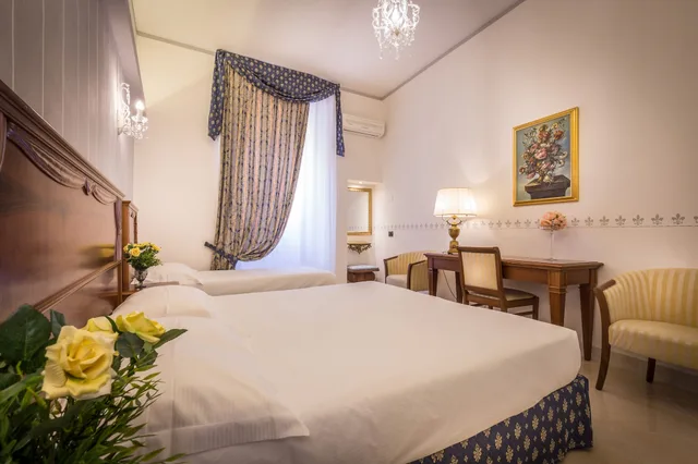غرفة قياسية ثلاثية بسرير مزدوج وسرير فردي بغرفة نوم واحدة، Hotel Veneto 7/10