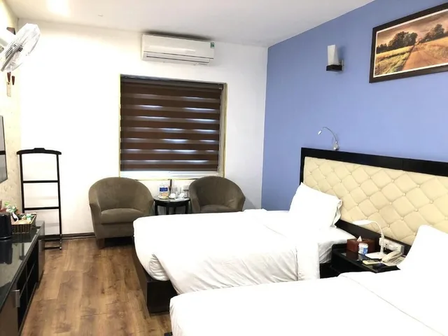 Deluxe, Suite, Triple, A25 Hotel - 15 Hang Than 2/9