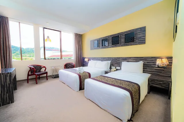 غرفة عائلية، Hig Hotel 1/8