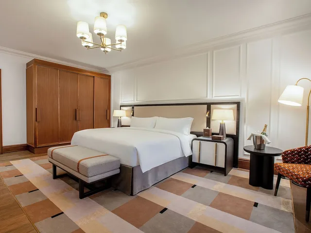 جناح جونيور بسريرين منفصلين بإطلالة على البحيرة، Fairmont Cheshire The Mere 4/10