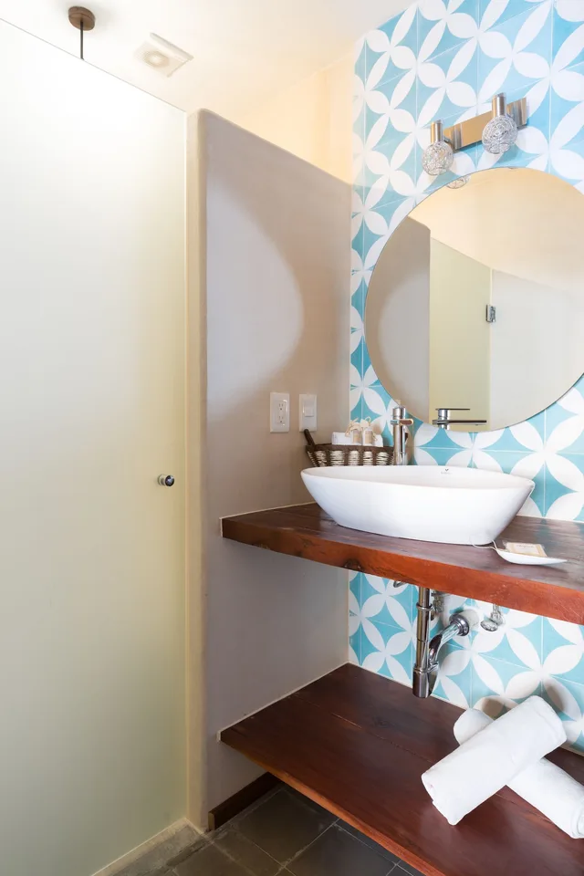 غرفة فاخرة بسرير كينج بجاكوزي، Quinta Margarita Suites 6/7