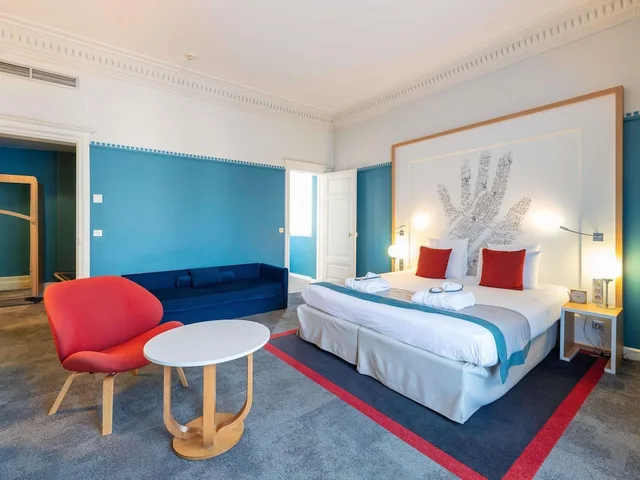 Superior, 1 Double and 1 Single Bed, Mercure Lyon Centre Chateau Perrache 2/6