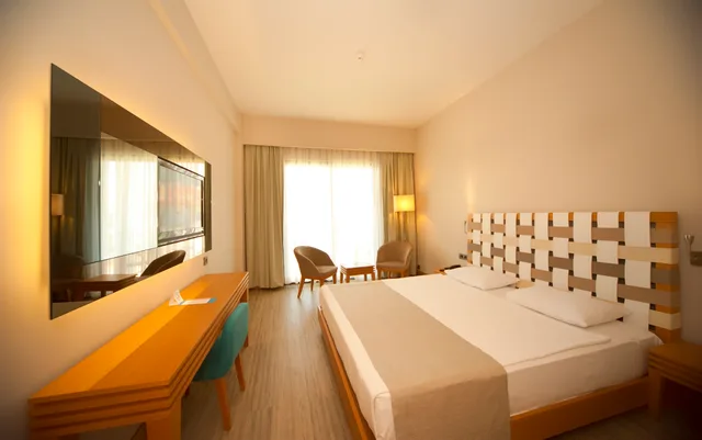Attic Room Poolview, Jiva Beach Resort 1/2